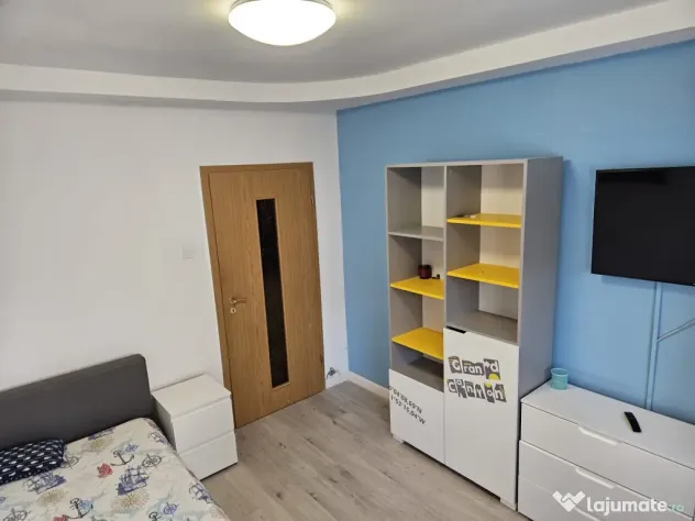 Apartament 3 camere decomandat Vasile Aaron