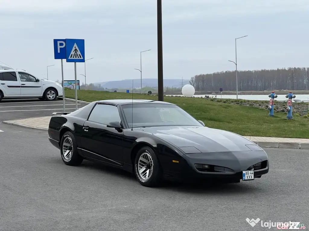 Pontiac Firebird vehicul istoric