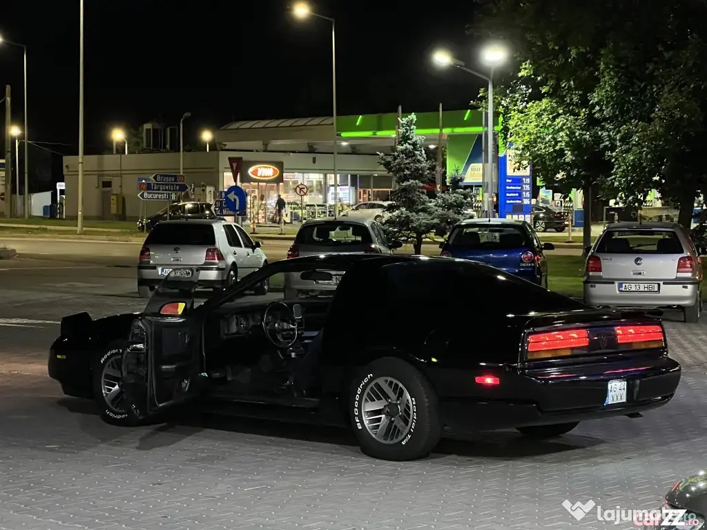 Pontiac Firebird vehicul istoric