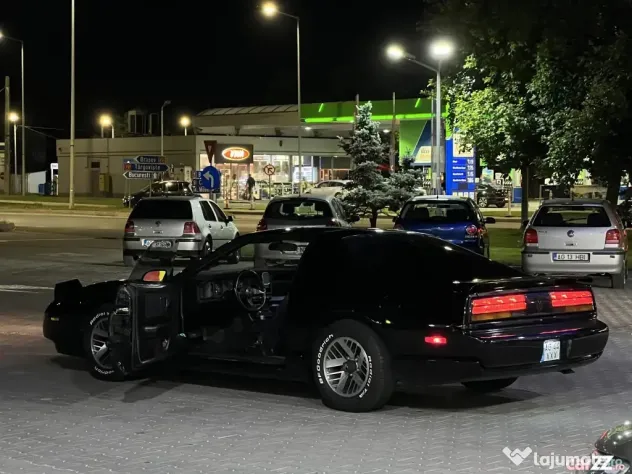 Pontiac Firebird vehicul istoric