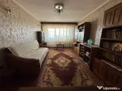 Apartament 3 camere decomandat, zona Calarasilor. 