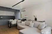 Apartament cu 2 camere de închiriat în zona Central 