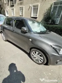 Vând Suzuki Swift Hibrid 2023