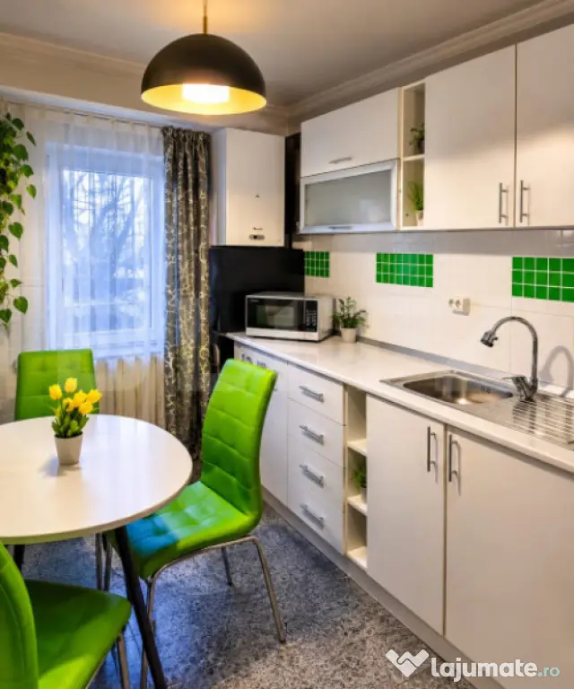 Apartament de inchiriat 4 camere, zona parcul teilor