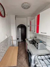 Piata Sudului 2 Camere Decomandat Etaj Intermediar 