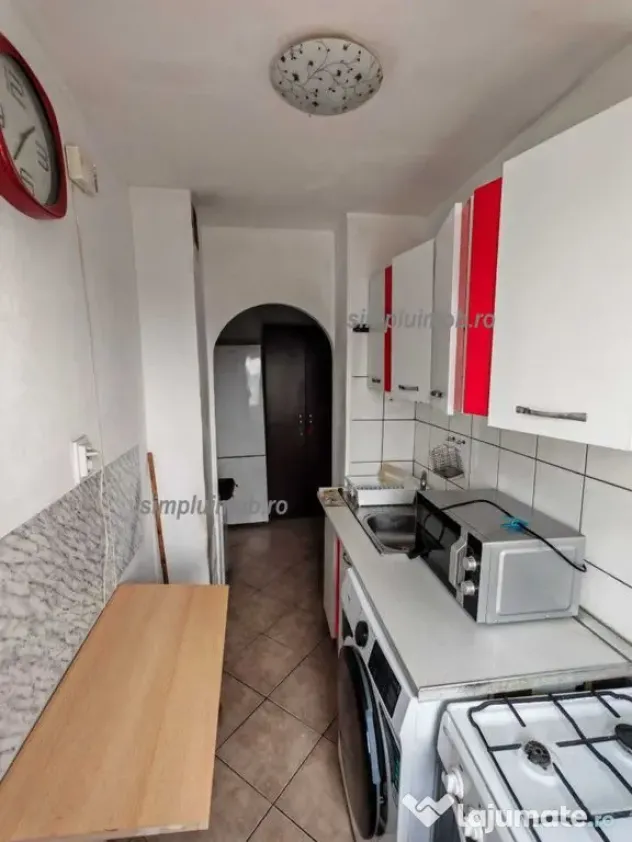 Piata Sudului 2 Camere Decomandat Etaj Intermediar