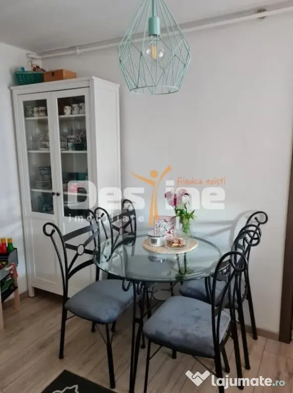 Apartament modern cu 3 camere de vânzare – Zona Bucovina,