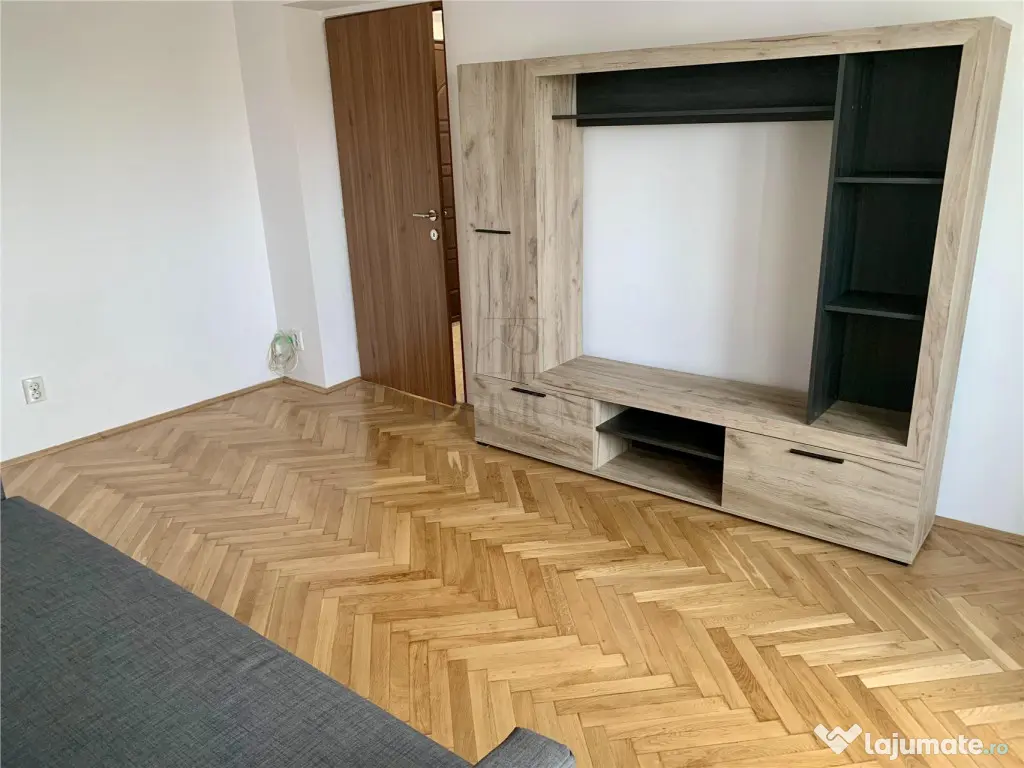 GHEORGHE LAZAR - APARTAMENT 2 CAMERE DE INCHIRIAT - CENTRALA