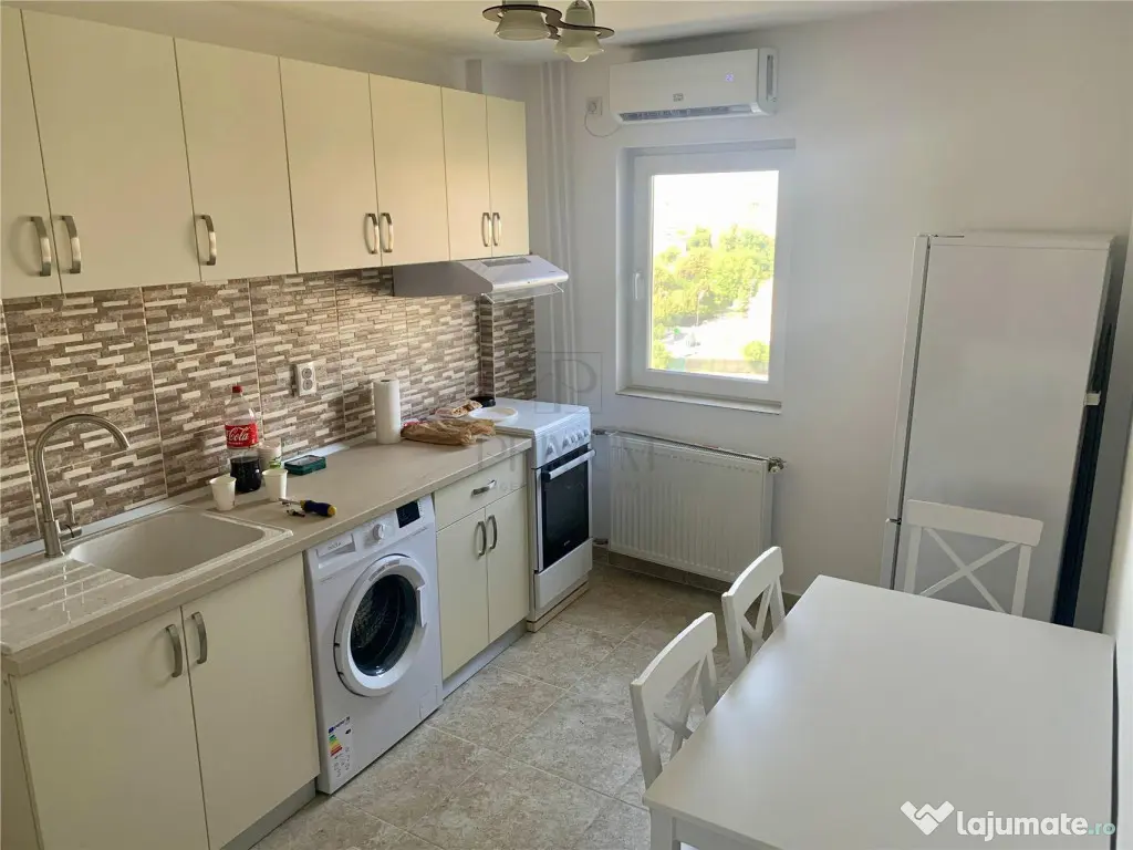 GHEORGHE LAZAR - APARTAMENT 2 CAMERE DE INCHIRIAT - CENTRALA