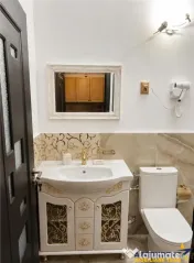 Ultracentral: Elegant nivel in vila, cu terasa, Centrul isto 