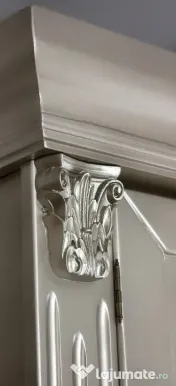 Vând set mobilier dormitor König - lemn sculptat - culoare Platină 