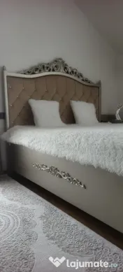 Vând set mobilier dormitor König - lemn sculptat - culoare Platină 