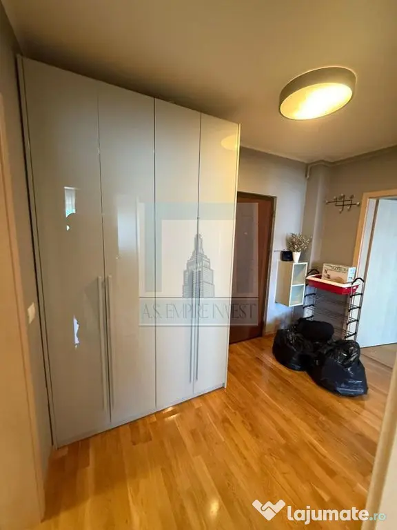 Apartament 2 camere Casa Nobel Tractorul, loc de parcare