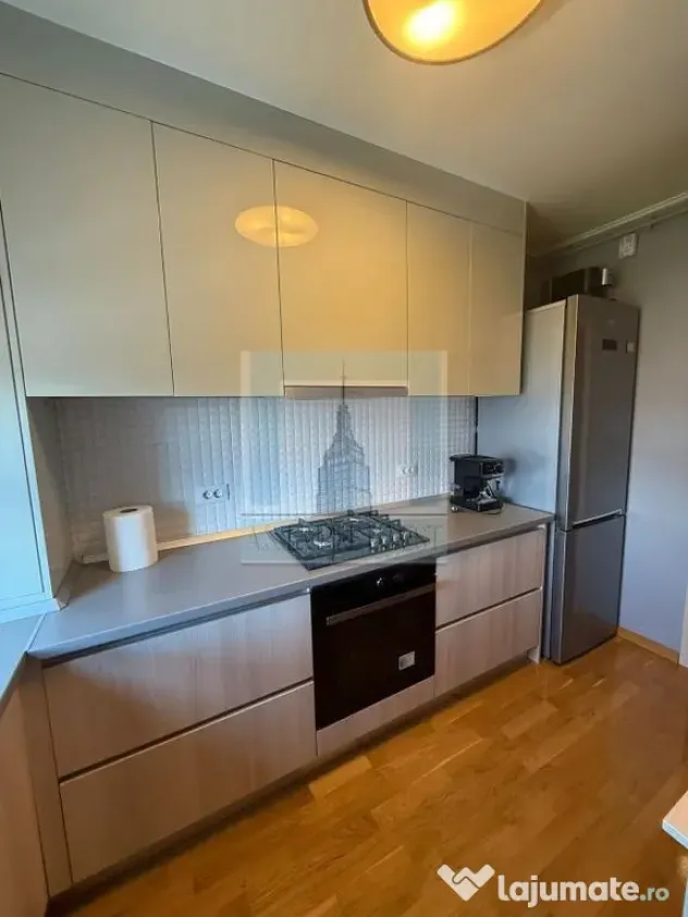 Apartament 2 camere Casa Nobel Tractorul, loc de parcare