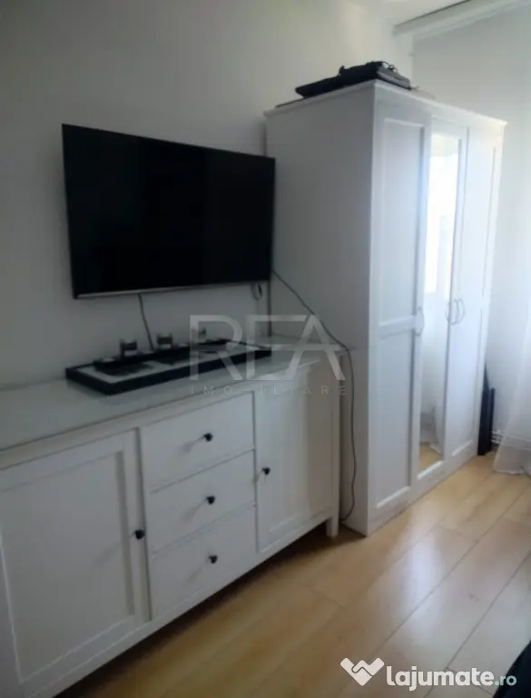 4 camere, 82 mp, centrală, parcare, Metrou Apărătorii Pat