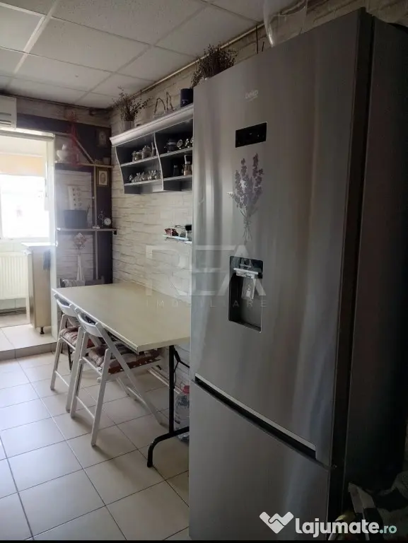 4 camere, 82 mp, centrală, parcare, Metrou Apărătorii Pat