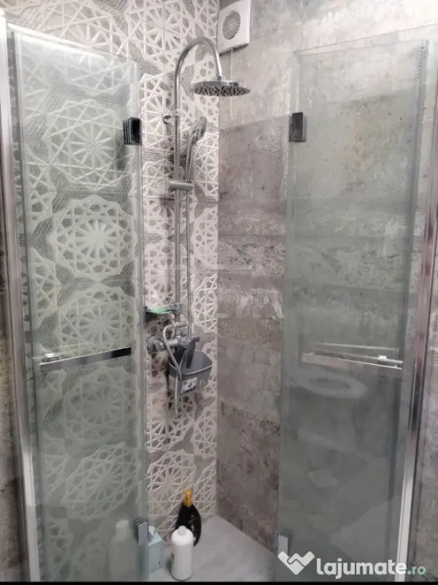 4 camere, 82 mp, centrală, parcare, Metrou Apărătorii Pat