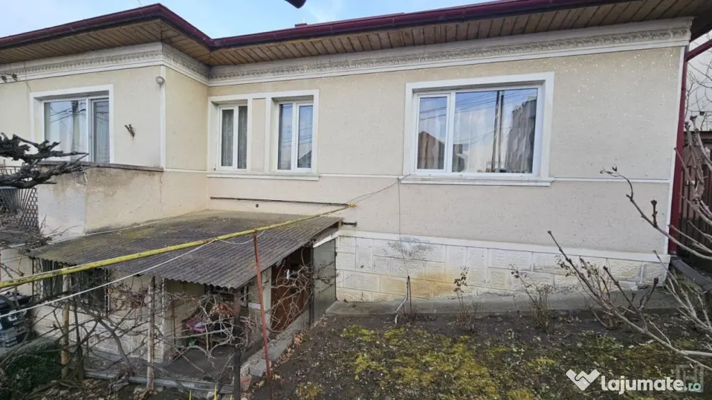 Casa individuala 5 camere , 175 MP , Zona Andrei Muresanu ,