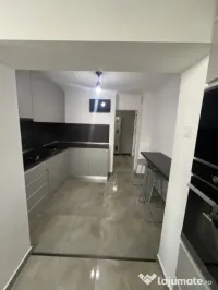 Apartament 3 camere 2 bai Lux Rovine 
