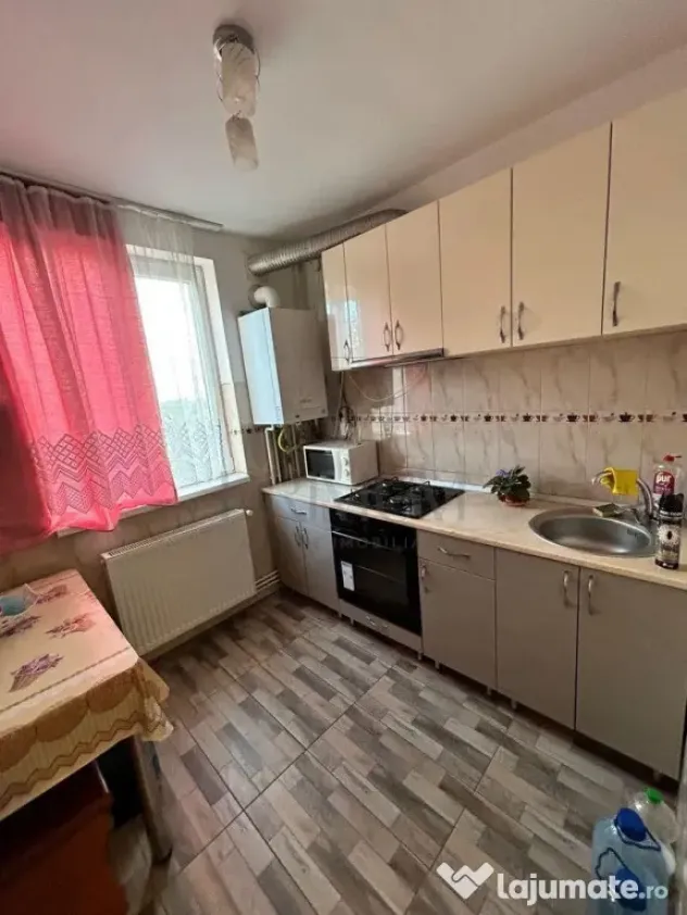 Dambovita - 2 Camere - Etaj intermediar cu LIFT - Centrala p
