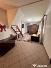 Apartament cu 3 camere + mansardă - Zona Școala 7 