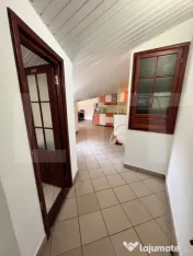 Apartament cu 3 camere + mansardă - Zona Școala 7 