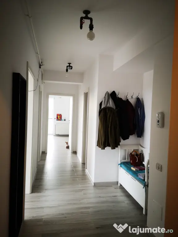 PROPRIETAR - Apartament 2 camere - Panorama deosebita asupra muntilor