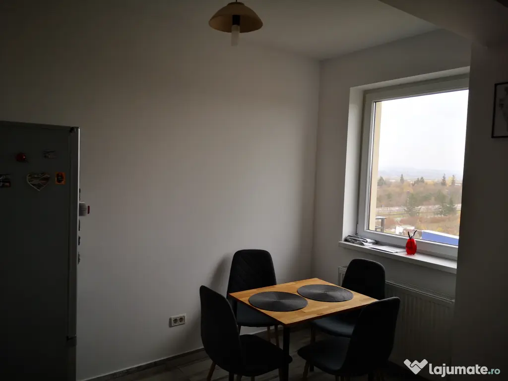 PROPRIETAR - Apartament 2 camere - Panorama deosebita asupra muntilor