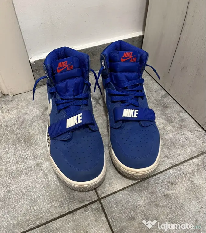 Nike Air Jordan Legacy 312 Pistons