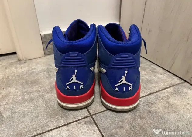 Nike Air Jordan Legacy 312 Pistons
