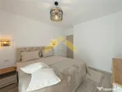 Apartament 3 camere de lux de in Adora Park 