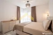 Apartament 3 camere de lux de in Adora Park 