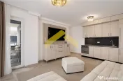 Apartament 3 camere de lux de in Adora Park 