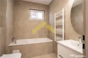 Apartament 3 camere de lux de in Adora Park 