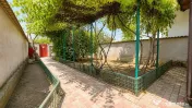 Casă P+M cu două apartamente și curte – Șoseaua Chi...