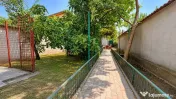 Casă P+M cu două apartamente și curte – Șoseaua Chi...