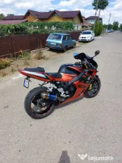 Motocicleta Suzuki gsx-r 1000 k3 k4 