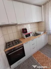 Apartament 2 camere, 50 mp utili, AC, renovat, centrală pe 
