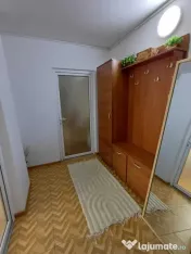 Apartament 2 camere, 50 mp utili, AC, renovat, centrală pe 