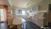 Apartament cu 3 camere,decomandat, zona Nufărul