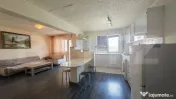 Apartament cu 3 camere,decomandat, zona Nufărul