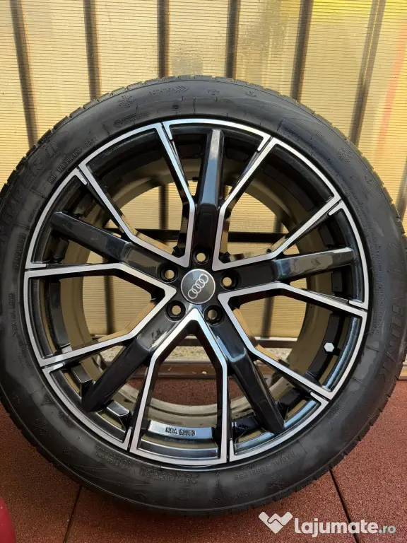 Vând jante AUDI A8L