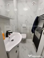 Apartament 3 camere de vânzare – 94 mp 