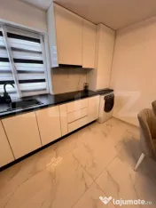 Apartament 3 camere de vânzare – 94 mp 