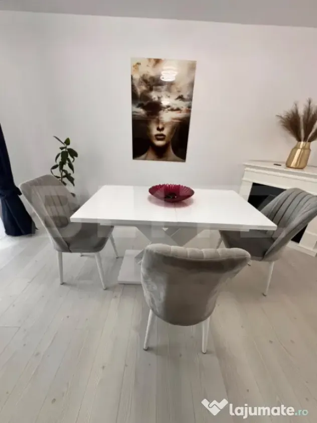 Apartament 3 camere de vânzare – 94 mp