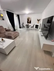 Apartament 3 camere de vânzare – 94 mp 