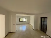Casa individuala - Petresti Corbeanca - 9 camere - 3 bai - 5