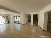 Casa individuala - Petresti Corbeanca - 9 camere - 3 bai - 5
