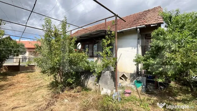 Casă cu teren intravilan de 1256 mp în Dumbrava, județul - Unirea (Alba)
