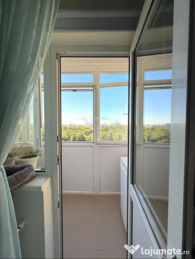 3 camere decomandat, 71,83 mp, centrală proprie, Piața Mun - Bucuresti (Bucuresti-Ilfov)
